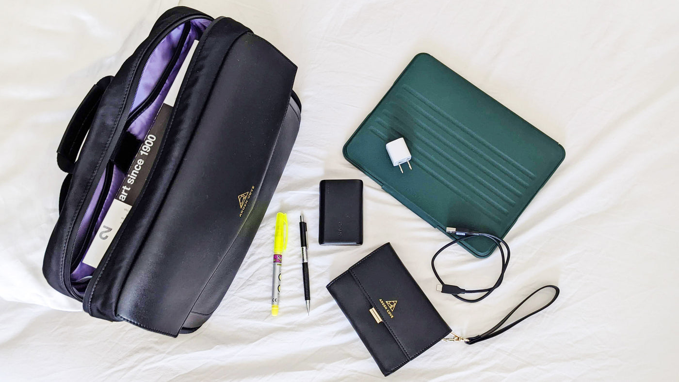 Back-to-School College Essentials to Keep in Your Backpack
