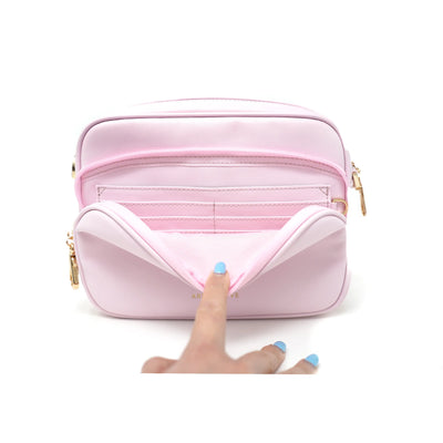 Verona Crossbody With Slash-Resistant Locking Clasp Straps